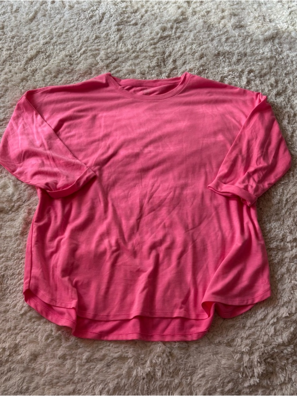 crown & ivy Bright Pink Lightweight 3/4 length sleeve Top